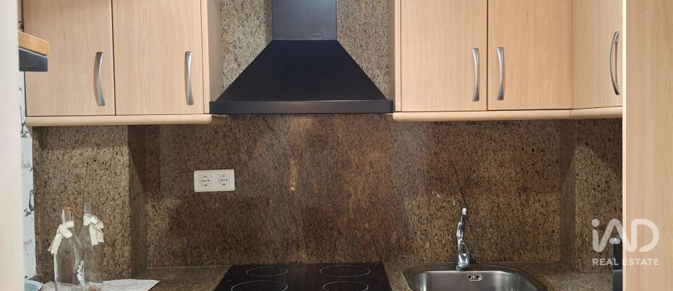 Dúplex 2 habitacions de 111 m² a Terrassa (08227)