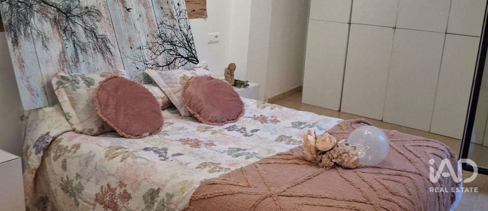 Dúplex 2 habitacions de 111 m² a Terrassa (08227)