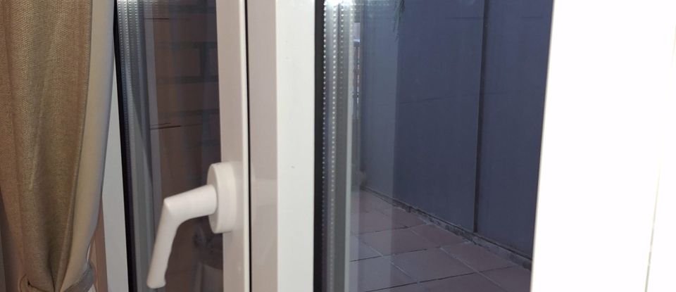 Dúplex 2 habitacions de 111 m² a Terrassa (08227)