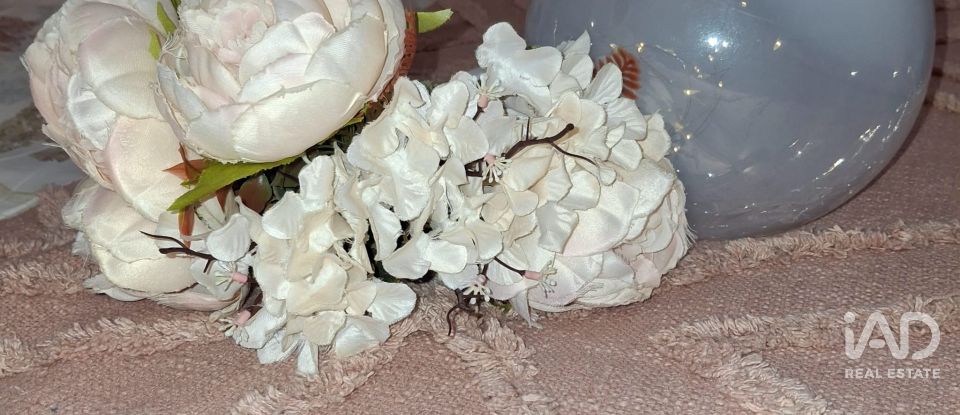 Dúplex 2 habitacions de 111 m² a Terrassa (08227)