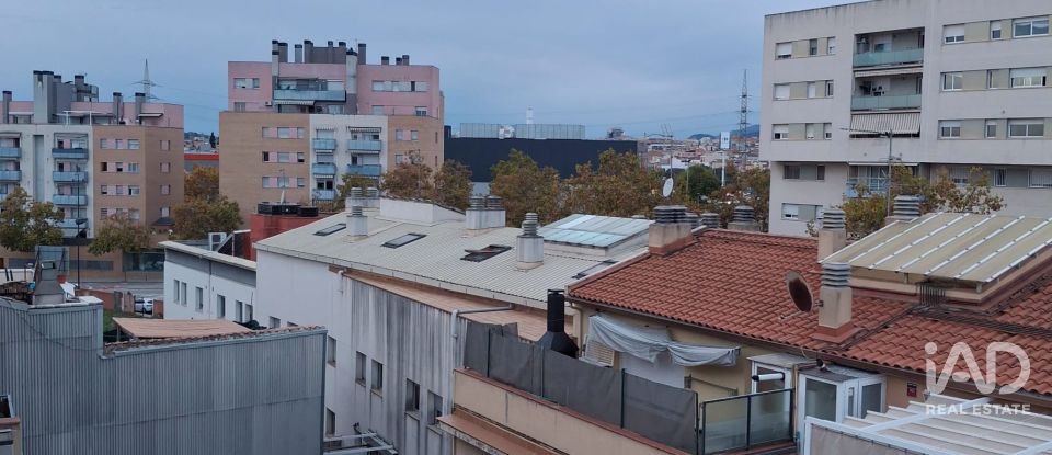 Dúplex 2 habitacions de 111 m² a Terrassa (08227)