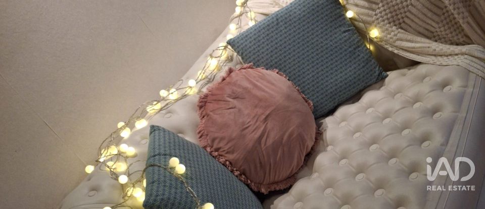 Dúplex 2 habitacions de 111 m² a Terrassa (08227)