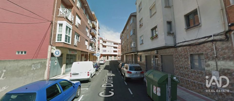 Terreno de 400 m² en León (24008)