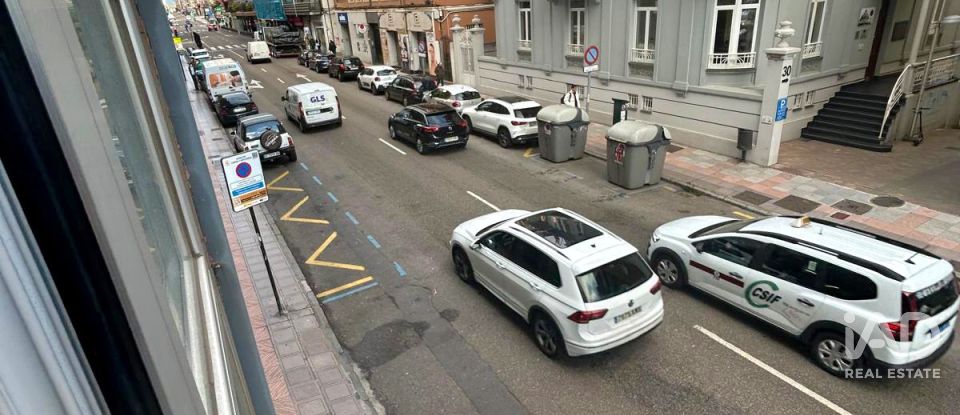 Appartement 5 chambres de 200 m² à León (24002)