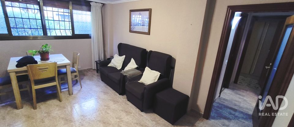 Piso 3 habitaciones de 61 m² en L'Hospitalet de Llobregat (08907)