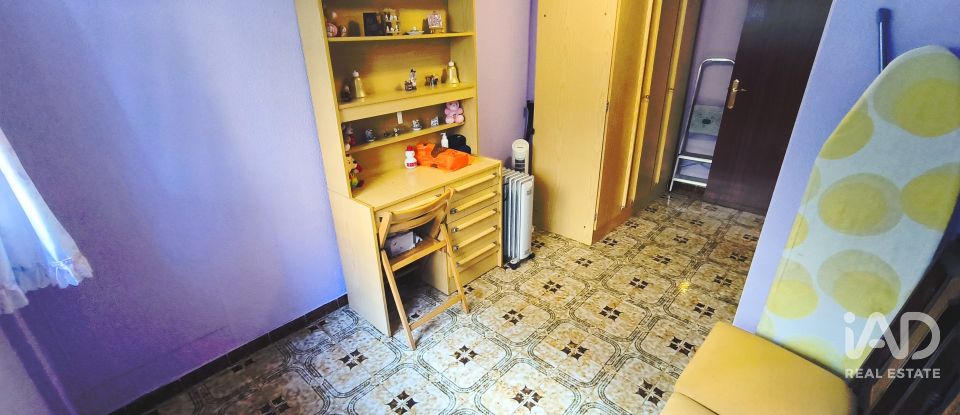 Piso 3 habitaciones de 61 m² en L'Hospitalet de Llobregat (08907)