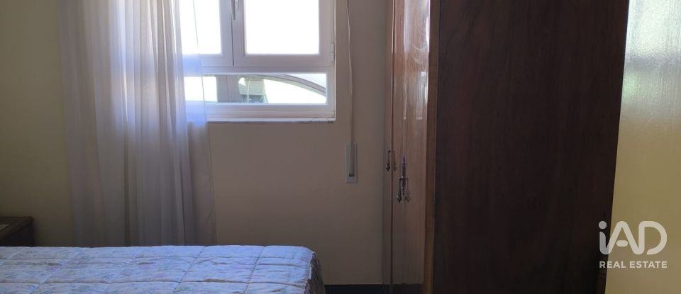 Maison 4 chambres de 98 m² à Villarrin del Paramo (24252)