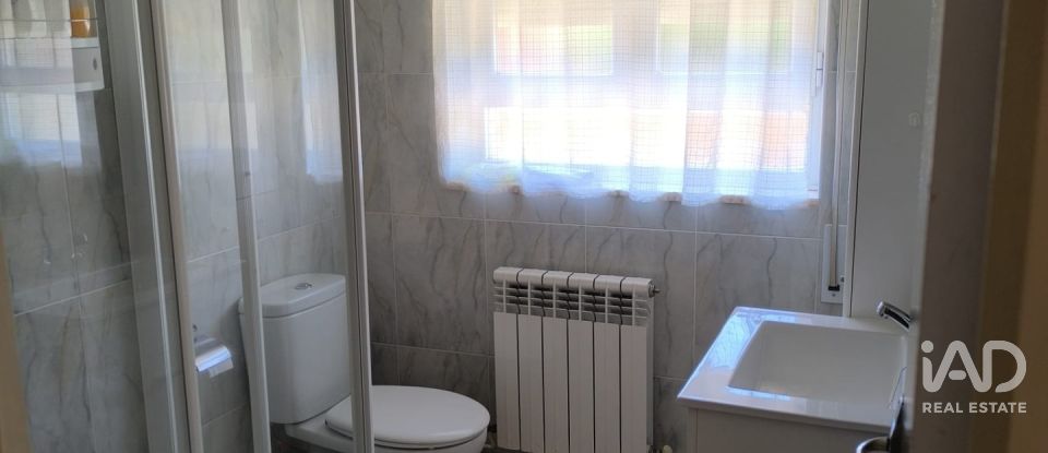 Maison 4 chambres de 98 m² à Villarrin del Paramo (24252)