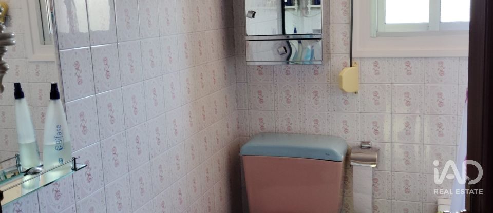 Apartment 3 bedrooms of 68 m² in Sabiñánigo (22600)