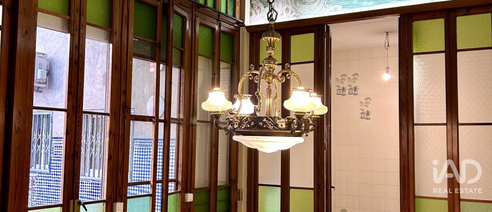 Apartment 3 bedrooms of 221 m² in Sabadell (08201)