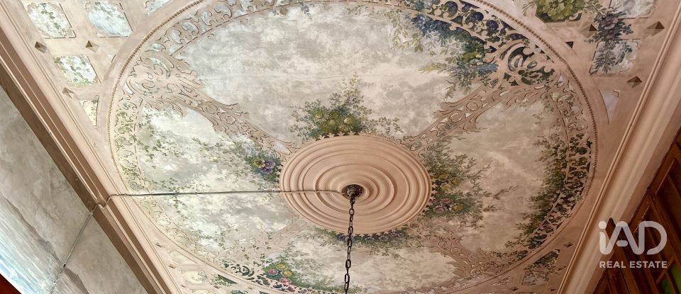 Apartment 3 bedrooms of 221 m² in Sabadell (08201)