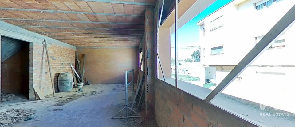 Casa/villa 4 habitacions de 246 m² a Rosselló (25124)