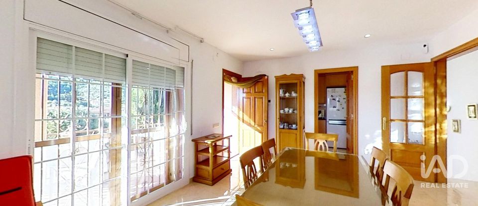 Casa 3 habitaciones de 180 m² en El Vendrell (43700)