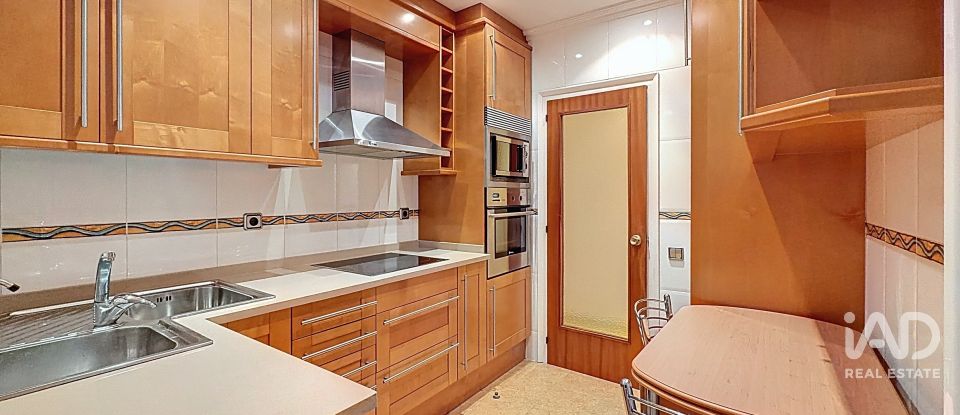 Duplex 4 chambres de 119 m² à Canet de Mar (08360)