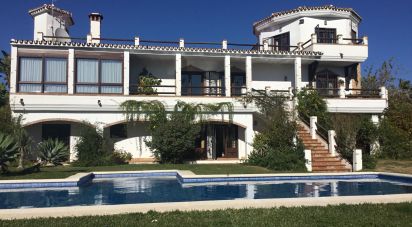 Casa 4 habitaciones de 303 m² en Cártama (29570)