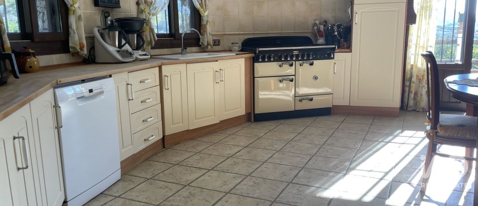 Casa 4 habitaciones de 303 m² en Cártama (29570)