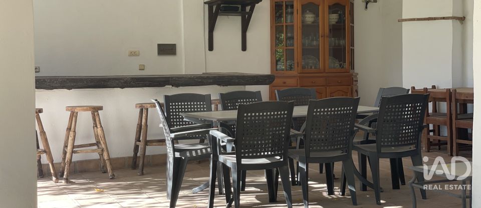 Casa 4 habitaciones de 303 m² en Cártama (29570)