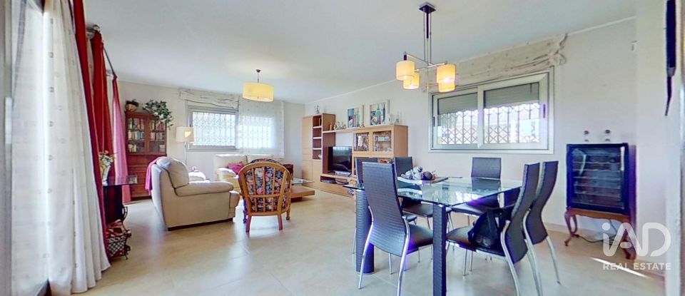 Vivienda unifamiliar  4 habitaciones de 280 m² en Sant Vicenç de Calders (43880)