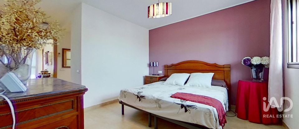 Vivienda unifamiliar  4 habitaciones de 280 m² en Sant Vicenç de Calders (43880)