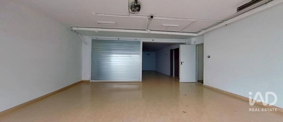 Vivienda unifamiliar  4 habitaciones de 280 m² en Sant Vicenç de Calders (43880)