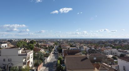 Cottage 5 bedrooms of 414 m² in Viladecans (08840)