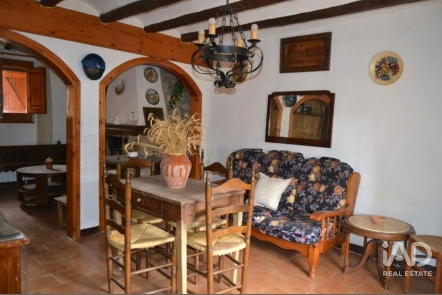 Casa de poble 4 habitacions de 213 m² a Garzola (25736)