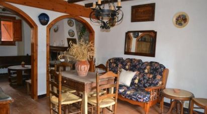 Village house 4 bedrooms of 213 m² in Garzola (25736)