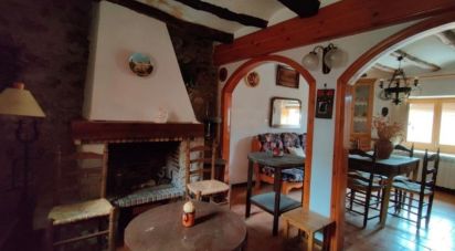 Village house 4 bedrooms of 213 m² in Garzola (25736)