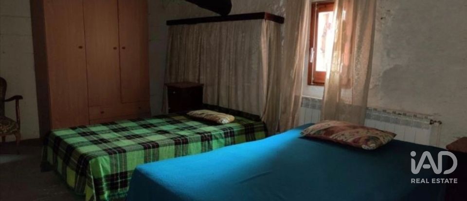 Casa de poble 4 habitacions de 213 m² a Garzola (25736)