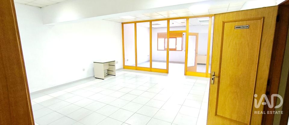 Shop / premises commercial of 1,044 m² in Vinyols i els Arcs (43391)