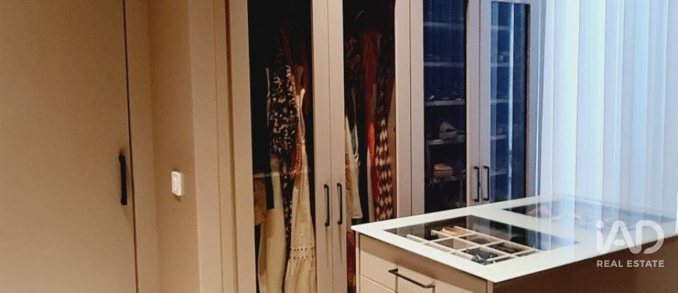 Pis 4 habitacions de 198 m² a Málaga (29008)