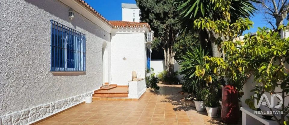 Casa 4 habitaciones de 150 m² en Torremolinos (29620)