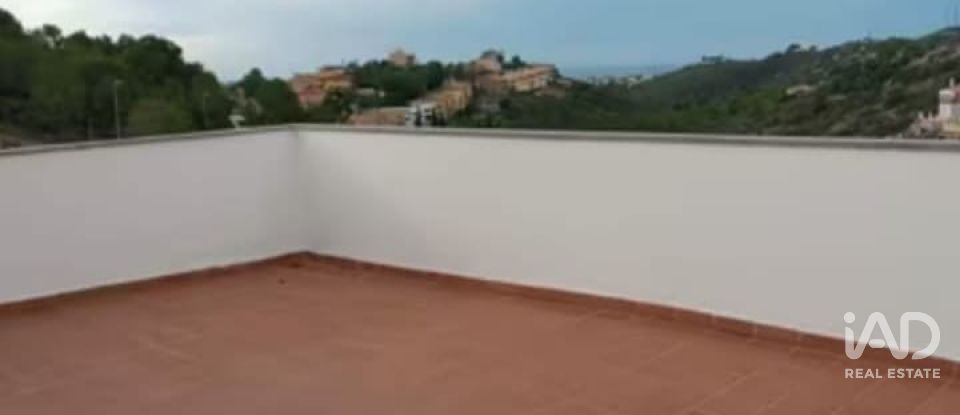 Casa 4 habitaciones de 146 m² en Segur de Calafell (43882)