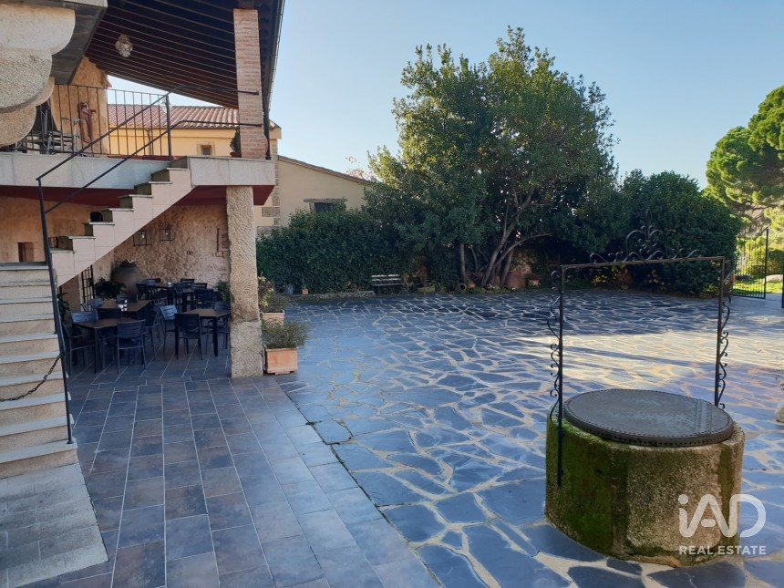 Casa senyorial 4 habitacions de 307 m² a Villamiel (10893)