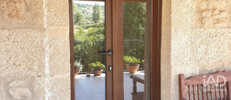 Casa senyorial 4 habitacions de 307 m² a Villamiel (10893)