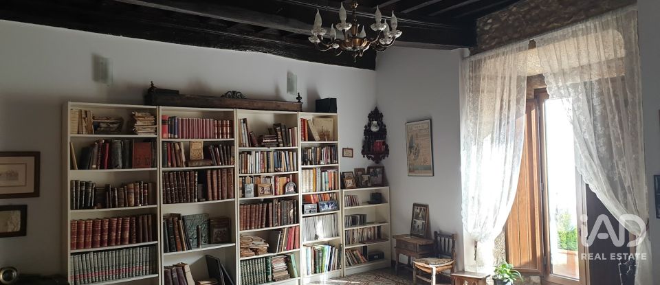 Casa senyorial 4 habitacions de 307 m² a Villamiel (10893)