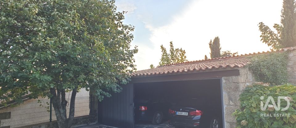 Casa senyorial 4 habitacions de 307 m² a Villamiel (10893)