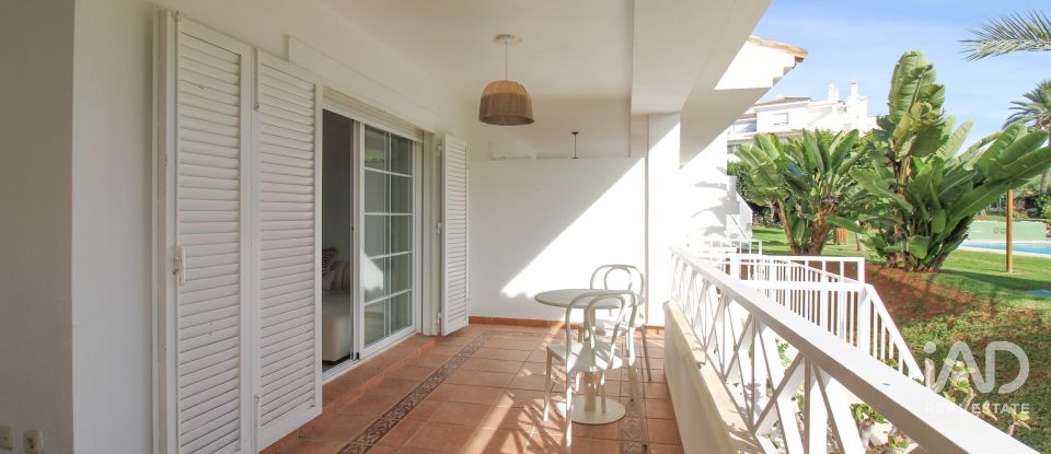 Piso 3 habitaciones de 110 m² en Marbella (29603)