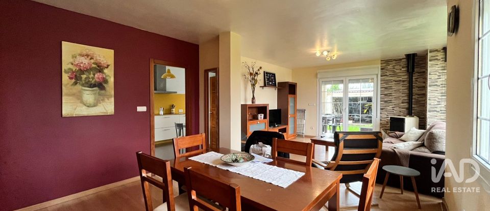 Maison 4 chambres de 250 m² à Lago (15551)