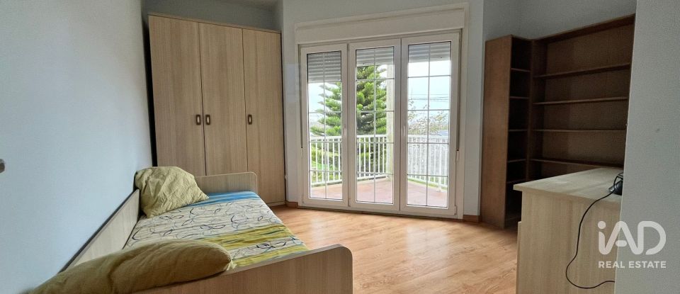 Maison 4 chambres de 250 m² à Lago (15551)