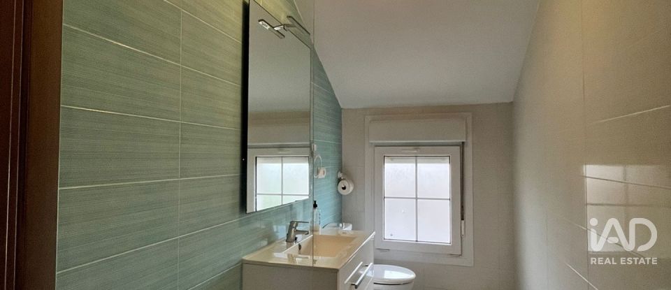 Maison 4 chambres de 250 m² à Lago (15551)