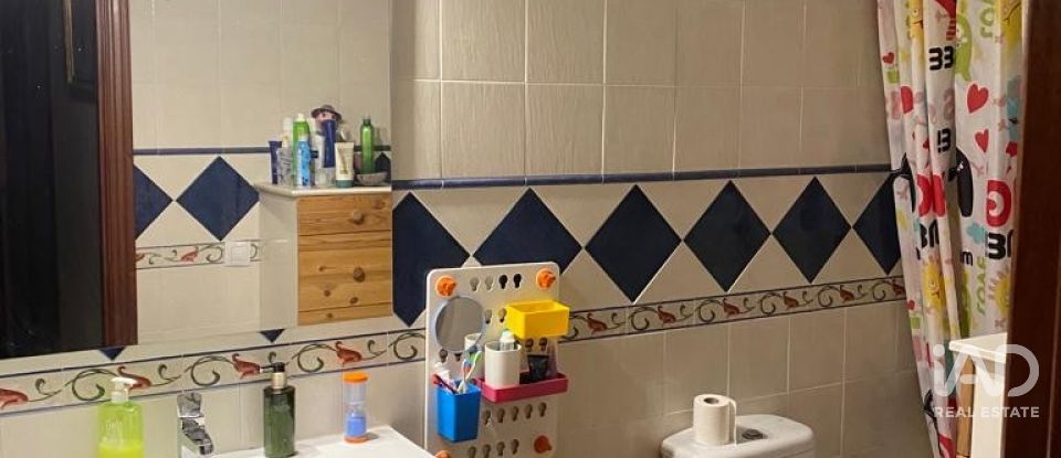 Piso 4 habitaciones de 188 m² en Casas de Huertas El Pinzon (14709)