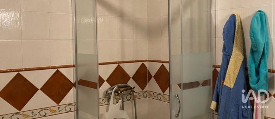 Piso 4 habitaciones de 188 m² en Casas de Huertas El Pinzon (14709)