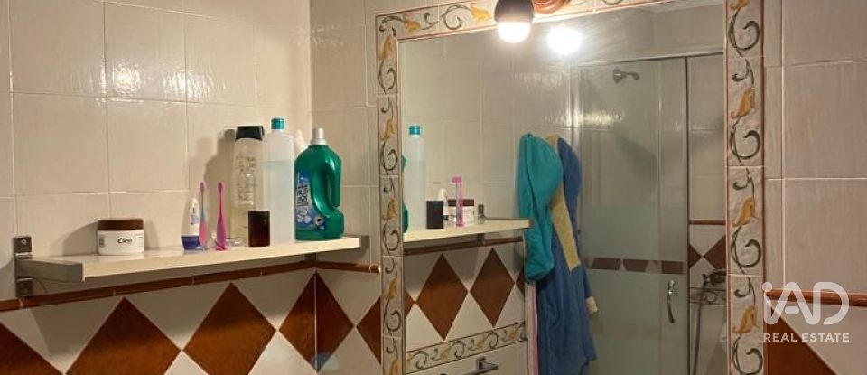 Piso 4 habitaciones de 188 m² en Casas de Huertas El Pinzon (14709)