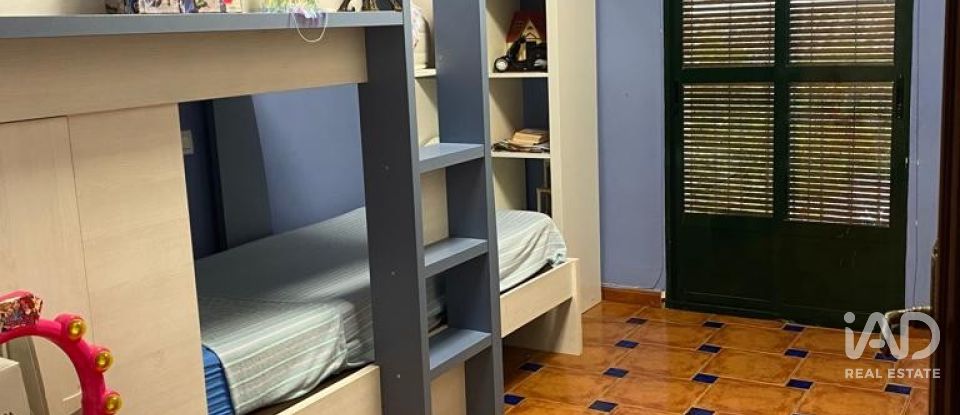 Piso 4 habitaciones de 188 m² en Casas de Huertas El Pinzon (14709)