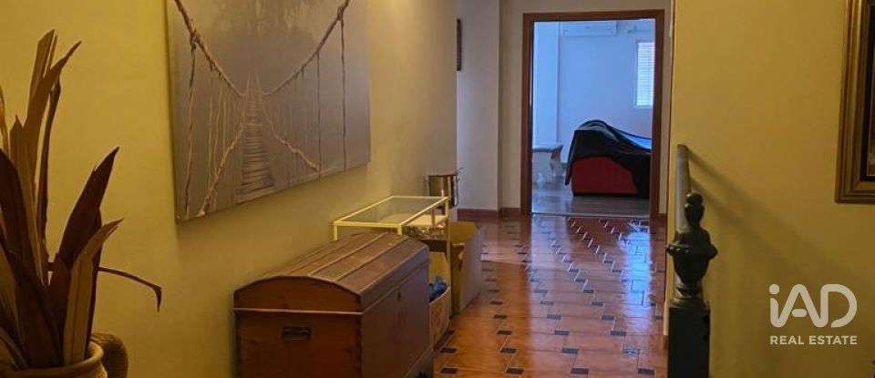 Piso 4 habitaciones de 188 m² en Casas de Huertas El Pinzon (14709)