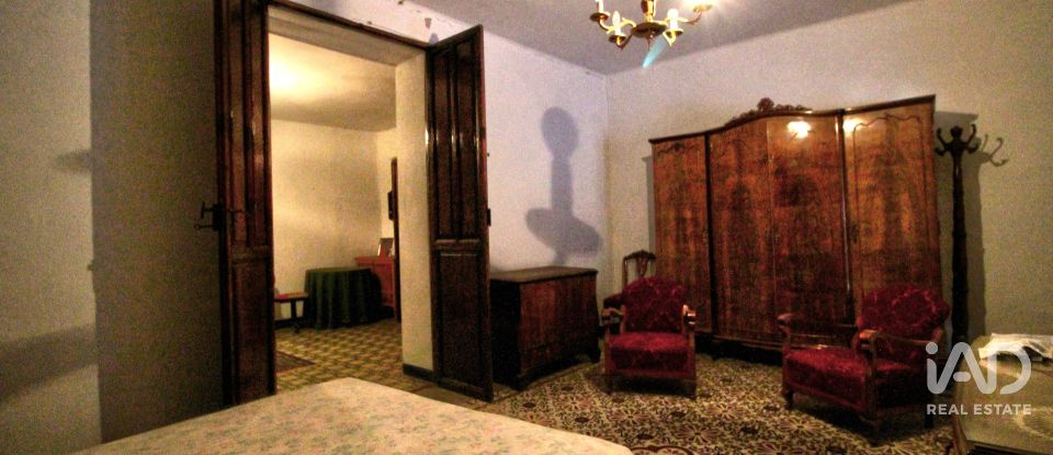 Maison de village 4 chambres de 364 m² à Adsubia (03786)