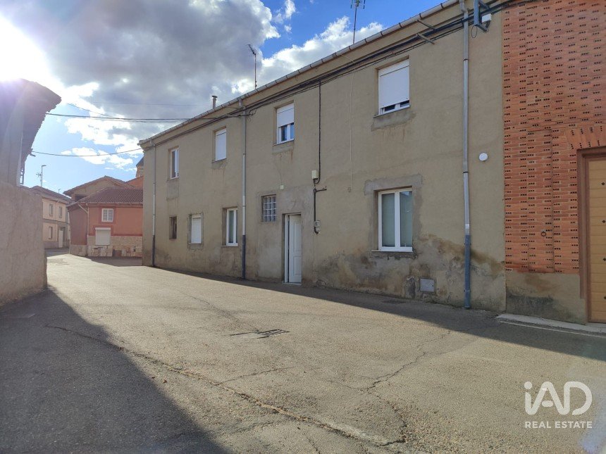 Casa de poble 4 habitacions de 192 m² a Villares de Órbigo (24288)