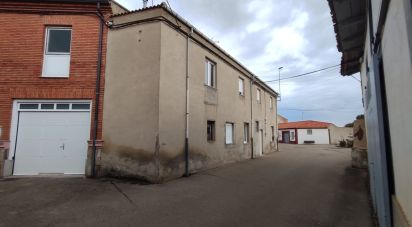 Village house 4 bedrooms of 192 m² in Villares de Órbigo (24288)