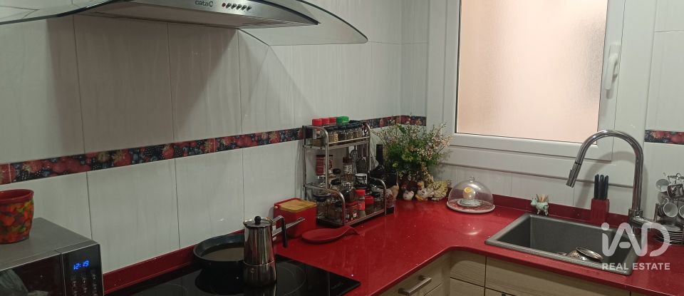 Piso 3 habitaciones de 65 m² en Sant Andreu de la Barca (08740)